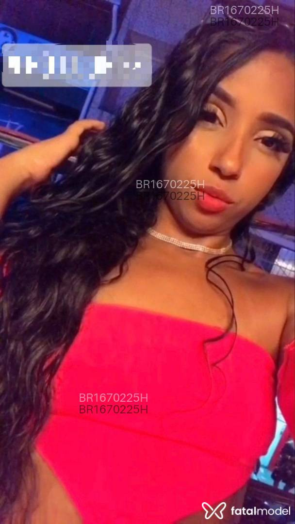 Acompanhante mulher morena (o) de olhos castanhos em Vassouras Acompanhante mulher morena (o) de olhos castanhos em Vassouras - Drika fênix