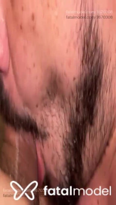 Acompanhante travesti com cabelo colorido de olhos castanhos em São Paulo - Letycia Estrela
