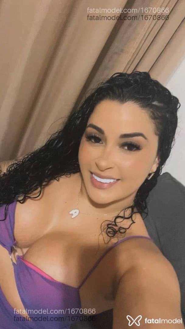 Acompanhante mulher morena (o) de olhos pretos - Mayara Lopes