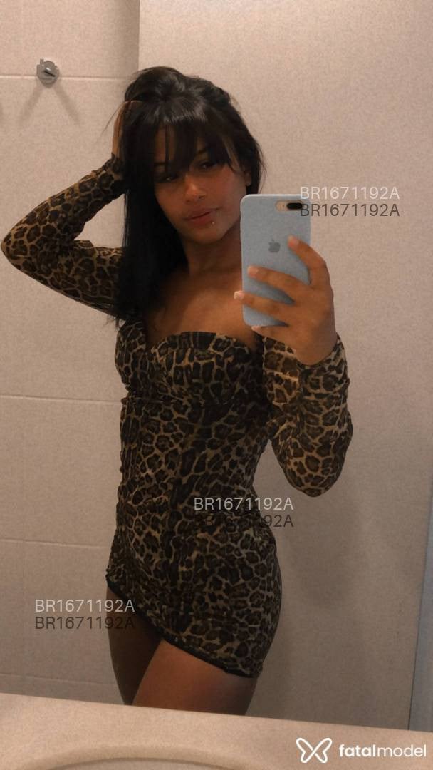 Acompanhante mulher morena (o) de olhos castanhos em Salvador - Natacha moura