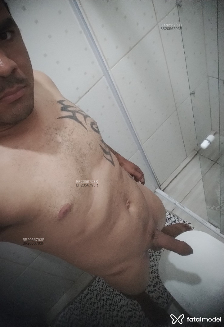 Acompanhante homem morena (o) de olhos pretos em Joinville Acompanhante homem morena (o) de olhos pretos em Joinville - Gil Machuca