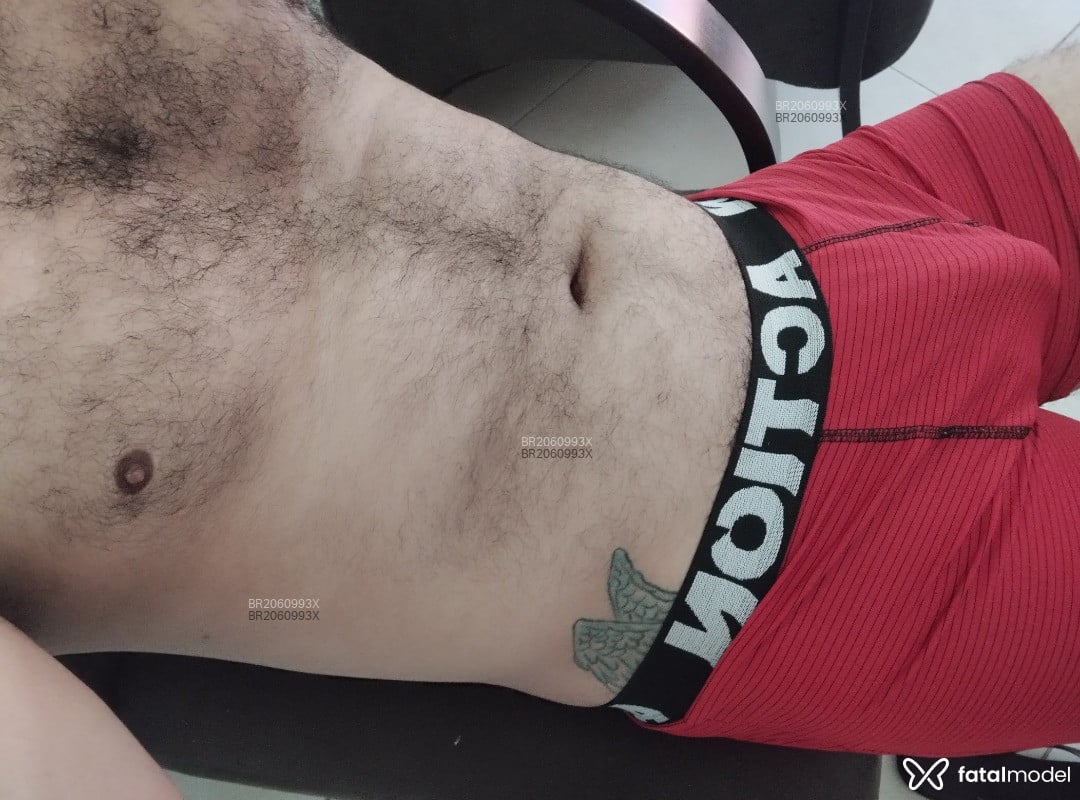 Acompanhante homem morena (o) de olhos castanhos em Uberlândia - Arthur