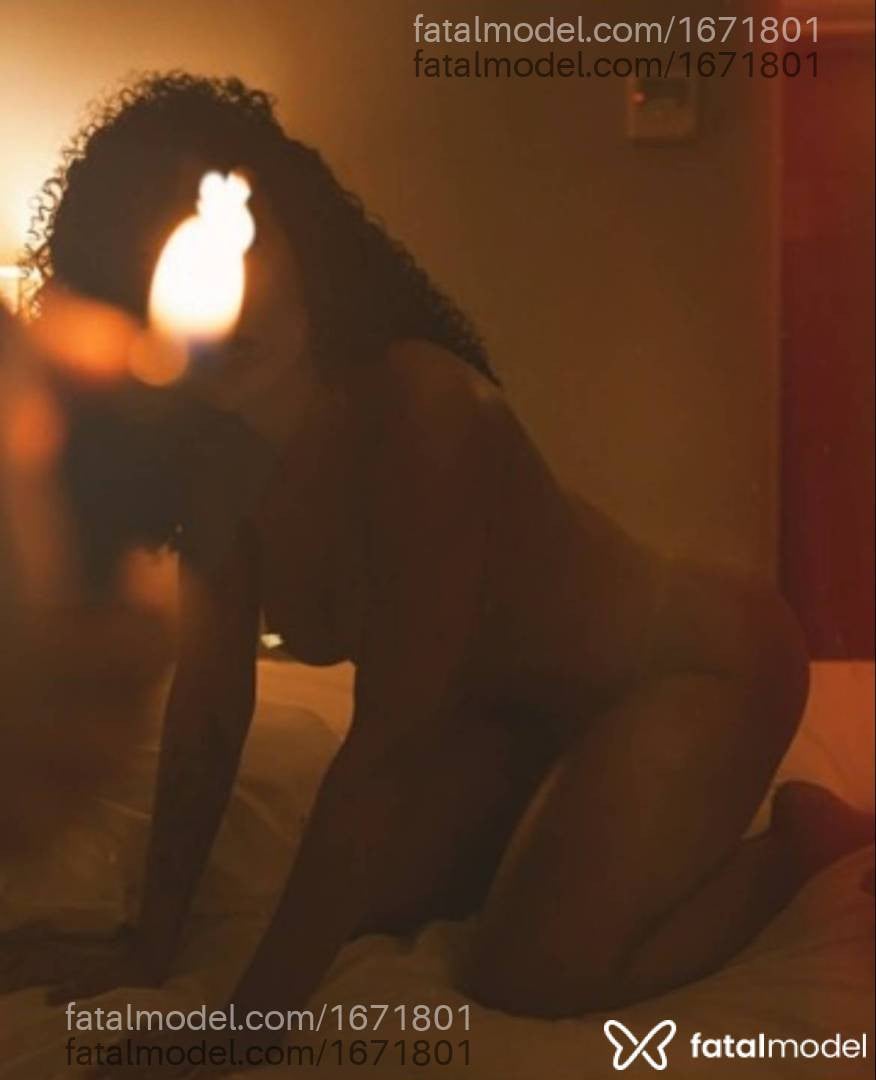 Acompanhante mulher morena (o) de olhos pretos em Petrópolis - Roberta