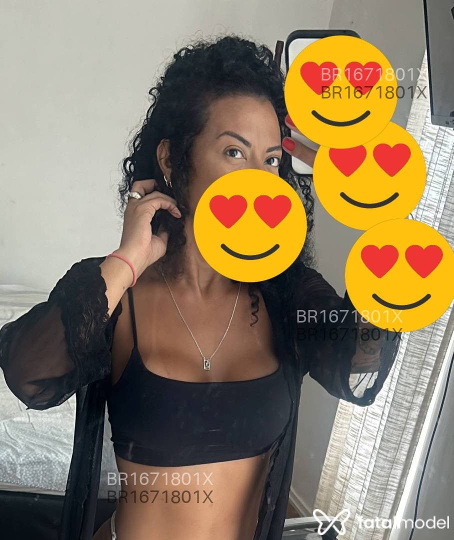 Acompanhante mulher morena (o) de olhos pretos em Petrópolis - Roberta