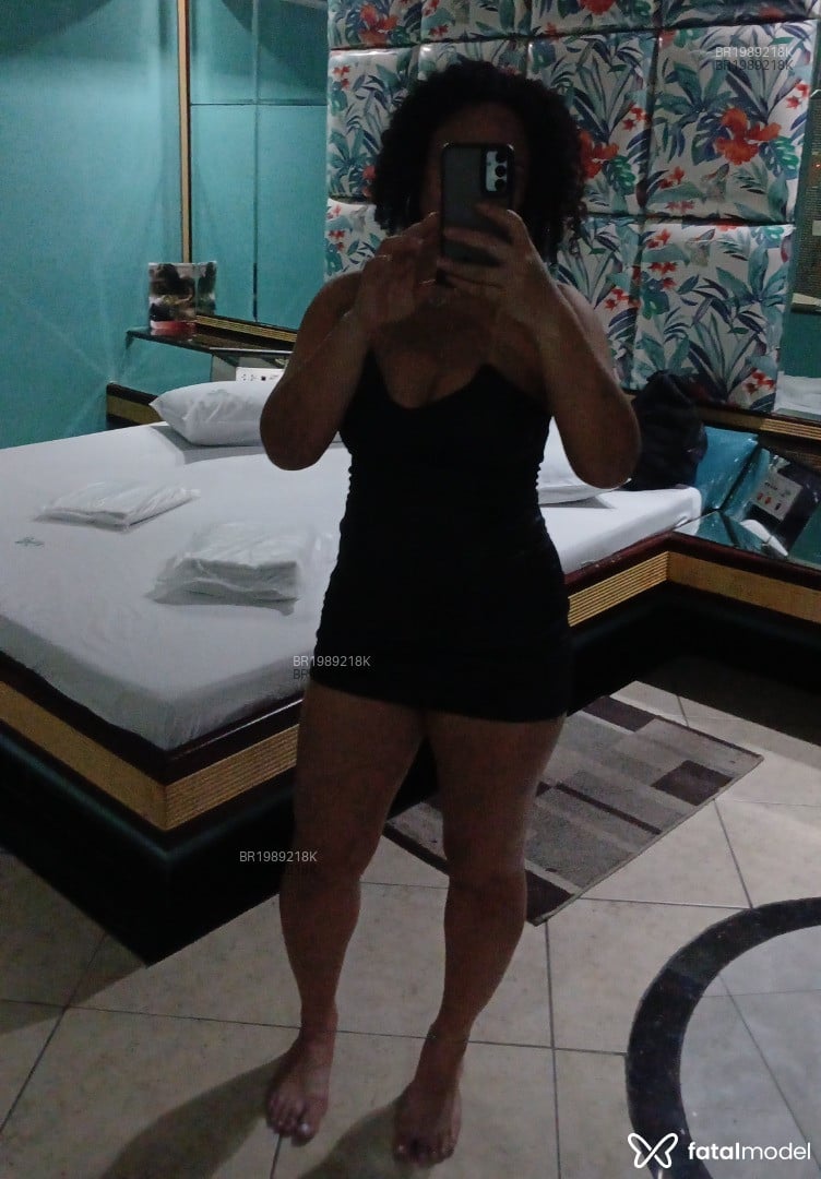 Acompanhante mulher morena (o) de olhos castanhos em Rio de Janeiro - Lunah Martins