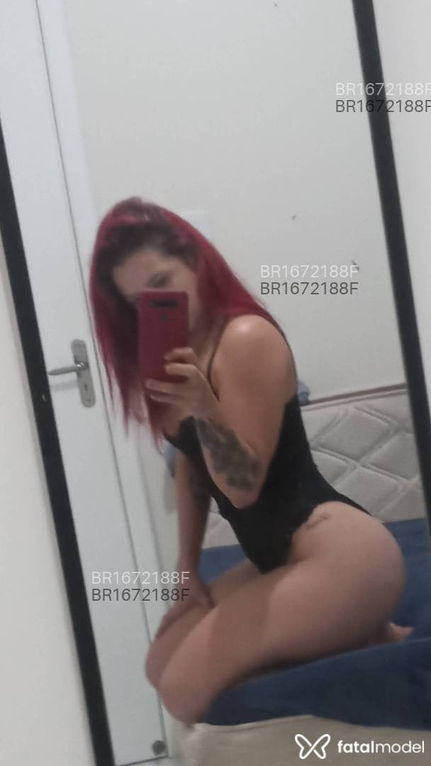 Acompanhante mulher ruiva (o) de olhos mel em Itapema - Anny lopes