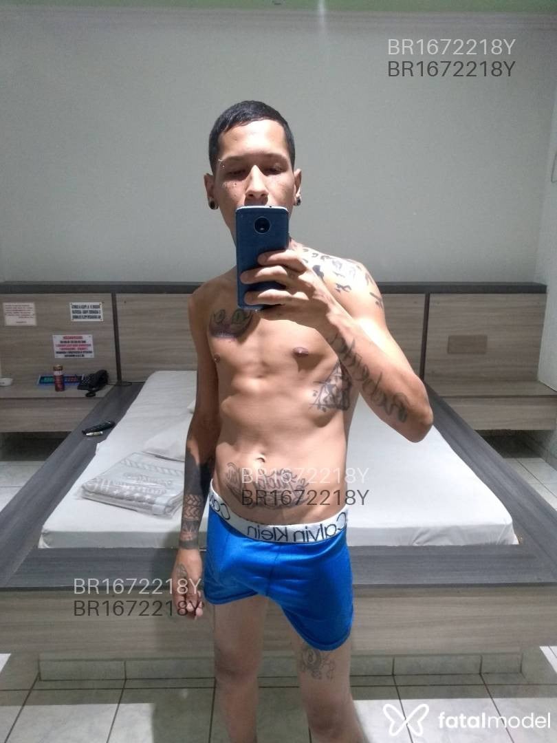 Acompanhante homem morena (o) de olhos castanhos em Caldas Novas - Wayne Lucas