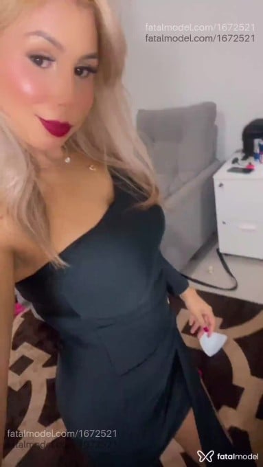 Acompanhante mulher loira (o) de olhos mel em Uberlândia - Bruna