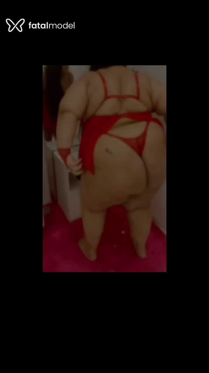Acompanhante mulher loira (o) de olhos pretos - Ayme ssbbw Acompanhante mulher loira (o) de olhos pretos - Ayme ssbbw