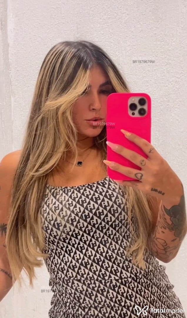 Acompanhante mulher loira (o) de olhos pretos em Virtual - Liz Silva