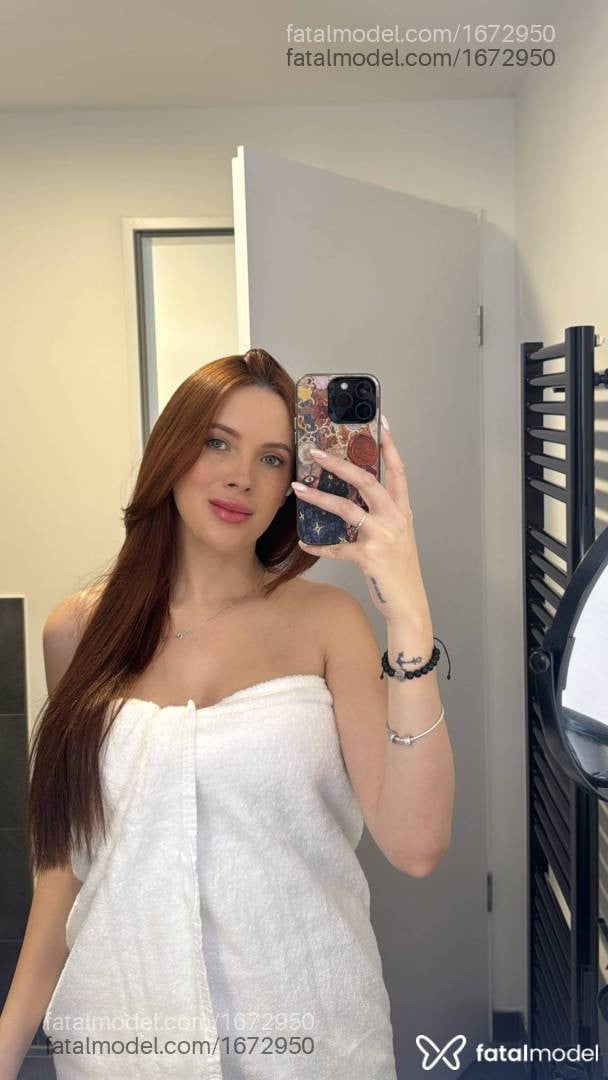 Acompanhante mulher ruiva (o) de olhos verdes - ísis Macedo