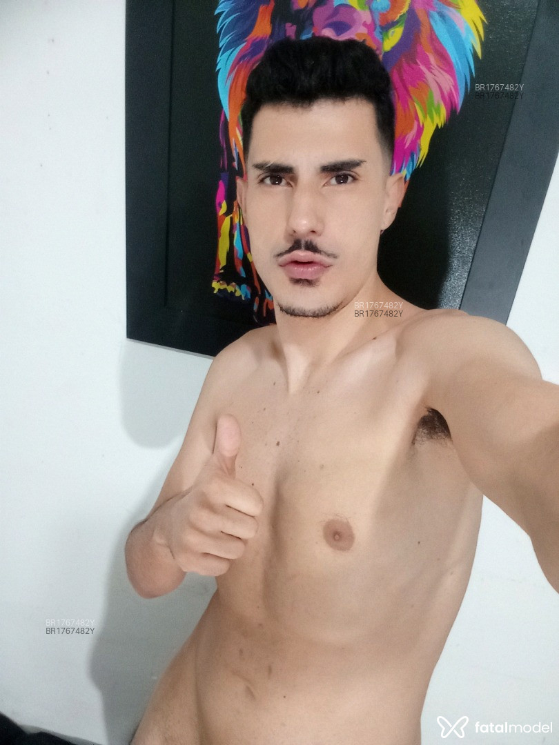 Acompanhante homem morena (o) de olhos castanhos em Virtual Acompanhante homem morena (o) de olhos castanhos em Virtual - Velasques