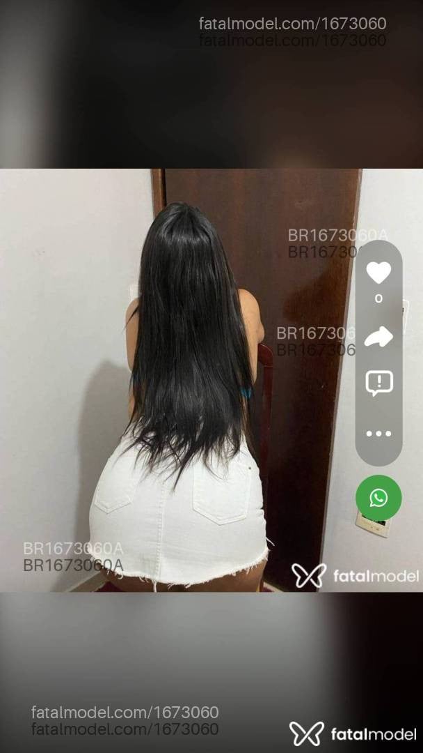 Acompanhante mulher morena (o) de olhos castanhos - Yara Costa