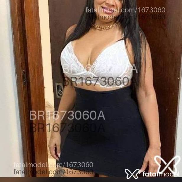 Acompanhante mulher morena (o) de olhos castanhos - Yara Costa