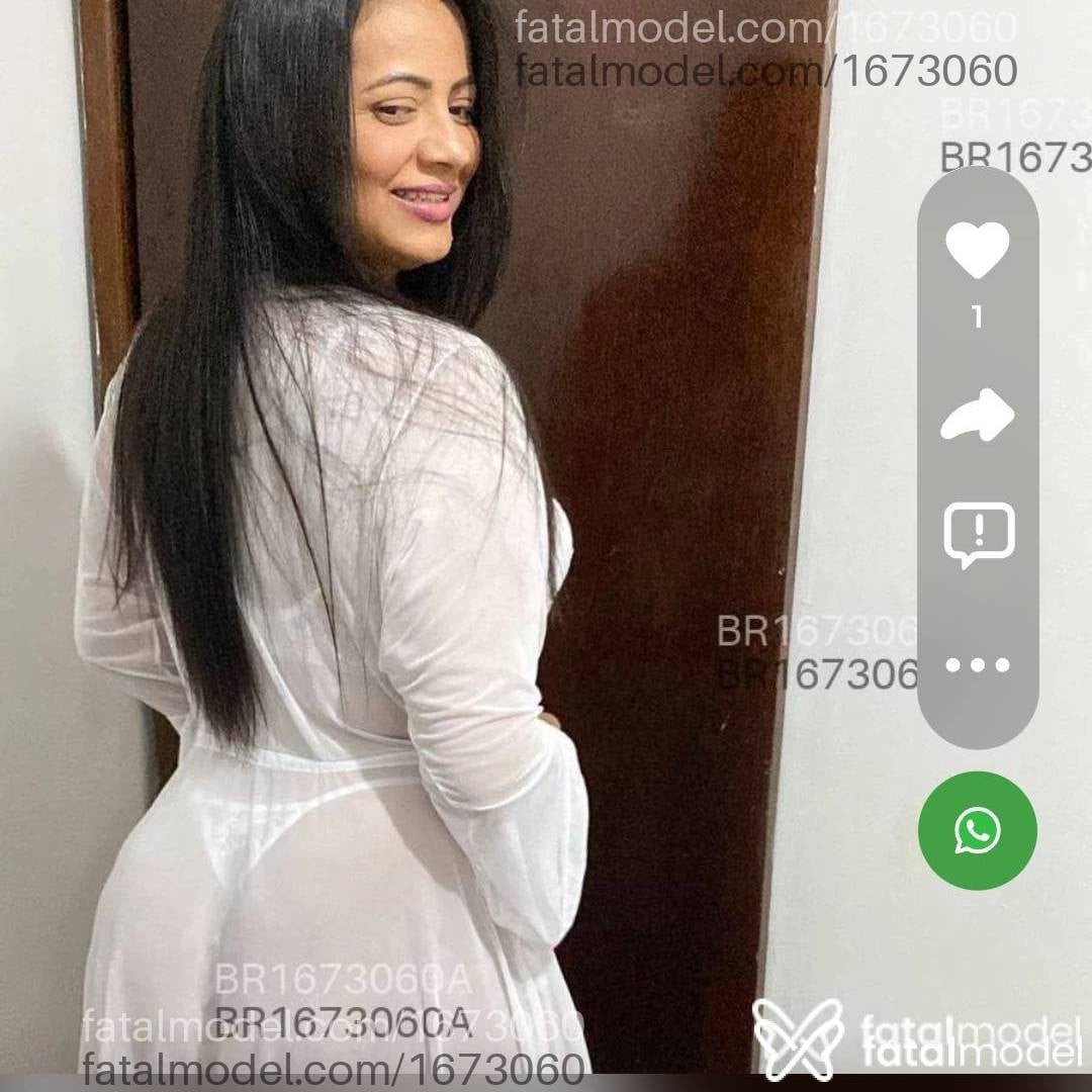 Acompanhante mulher morena (o) de olhos castanhos - Yara Costa