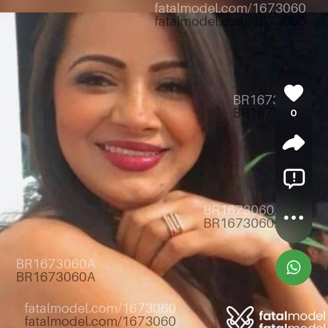 Acompanhante mulher morena (o) de olhos castanhos - Yara Costa