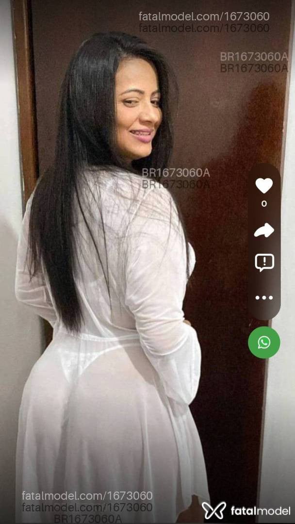Acompanhante mulher morena (o) de olhos castanhos - Yara Costa