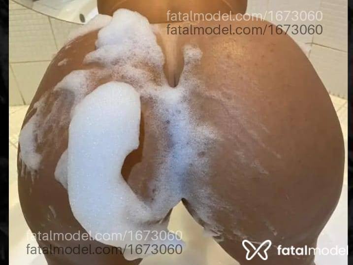 Acompanhante mulher morena (o) de olhos castanhos - Yara Costa