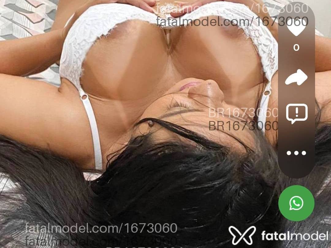Acompanhante mulher morena (o) de olhos castanhos - Yara Costa