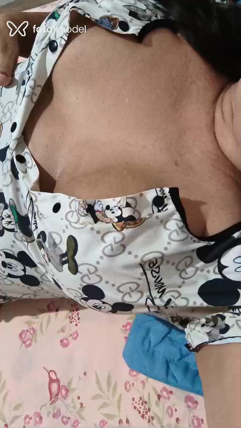 Acompanhante mulher com cabelo castanho de olhos castanhos - Joana Salles