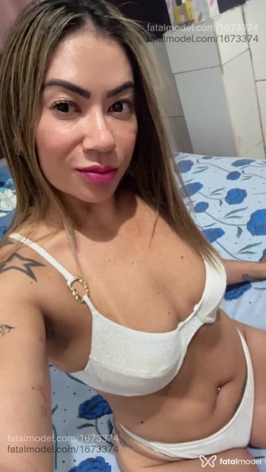 Acompanhante mulher loira (o) de olhos castanhos em Rio Branco - Mel
