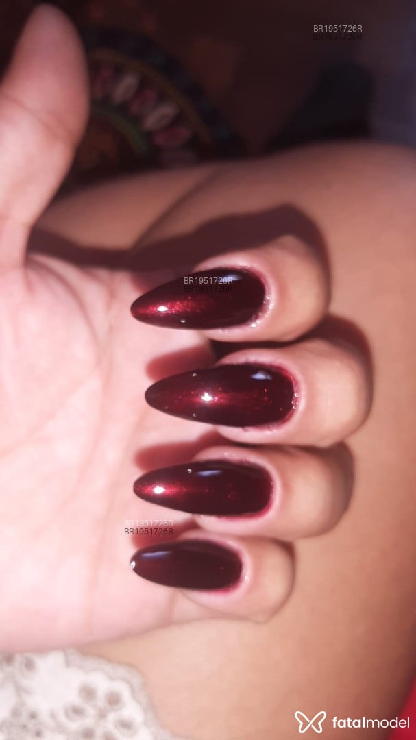 Acompanhante mulher com cabelo castanho de olhos castanhos em Rio de Janeiro - Davillá Devil