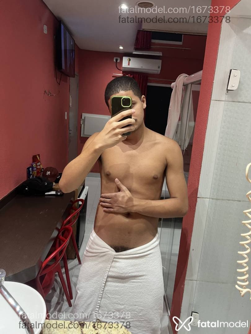 Acompanhante homem morena (o) de olhos mel em Macaé - Marcos Monteiro