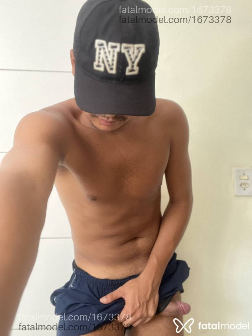 Acompanhante homem morena (o) de olhos mel em Macaé - Marcos Monteiro