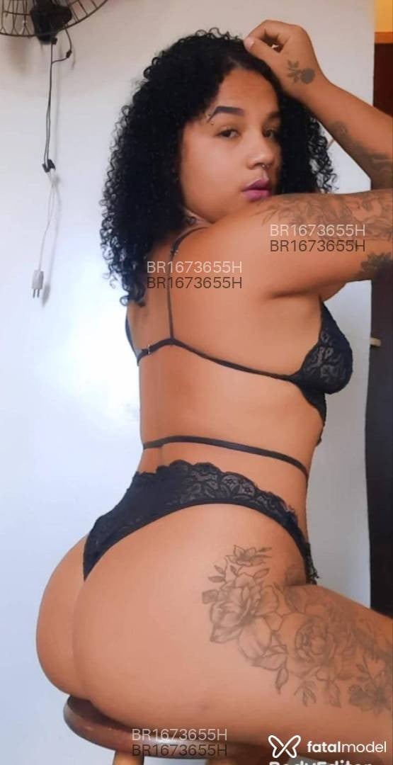 Acompanhante mulher morena (o) de olhos castanhos em Governador Valadares - Brenda