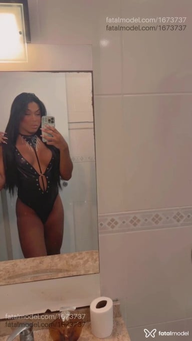 Acompanhante mulher trans com cabelo castanho de olhos castanhos em São Bento do Sul - Sofia Surfistinhaa
