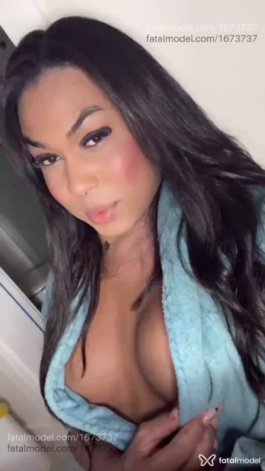 Acompanhante mulher trans com cabelo castanho de olhos castanhos em São Bento do Sul - Sofia Surfistinhaa