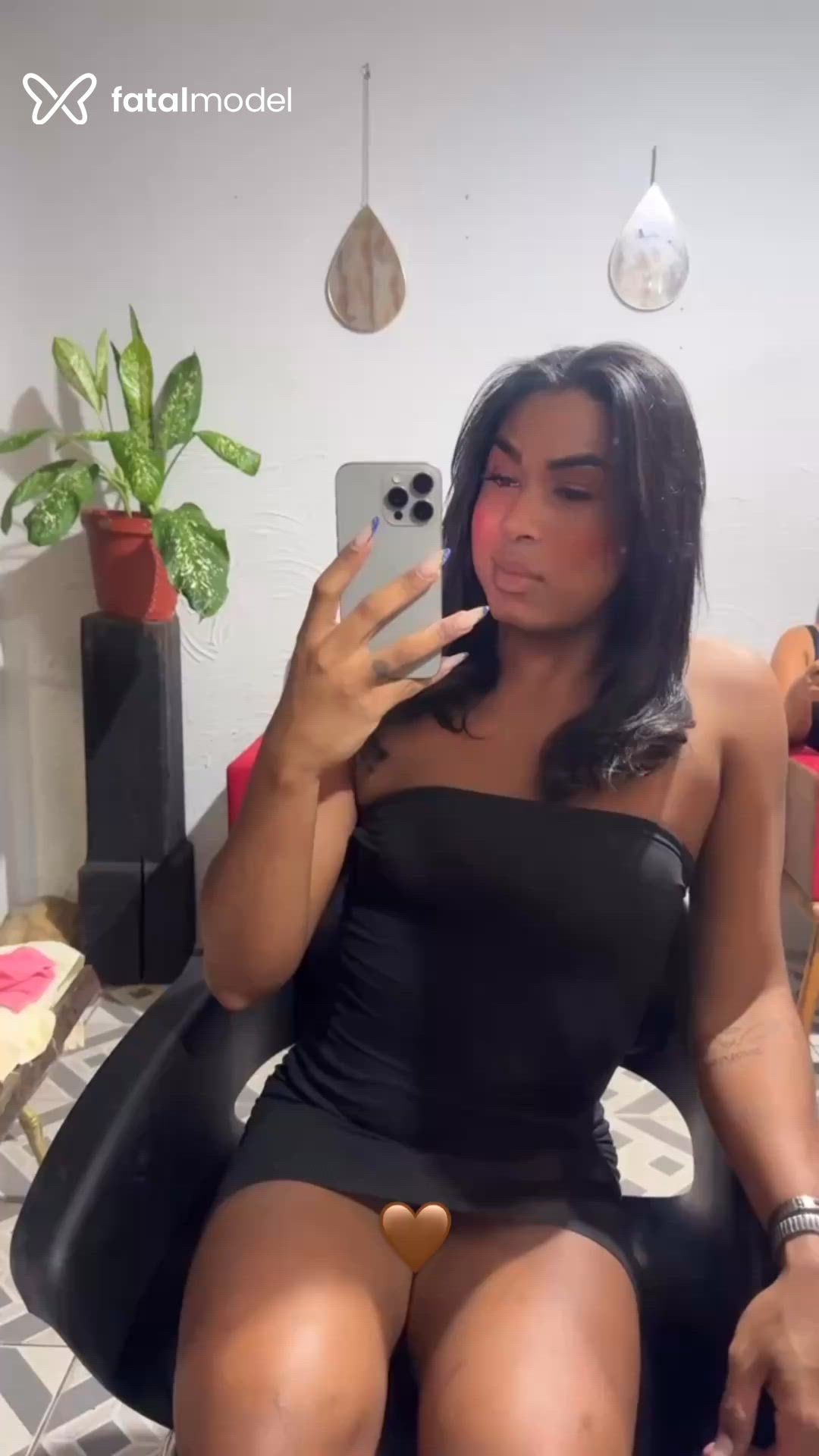 Acompanhante mulher trans com cabelo castanho de olhos castanhos em Ilhéus Acompanhante mulher trans com cabelo castanho de olhos castanhos em Ilhéus - Sofia Surfistinhaa