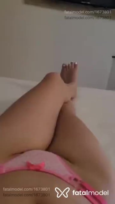 Acompanhante mulher com cabelo castanho de olhos castanhos em Pelotas - Mia Müller