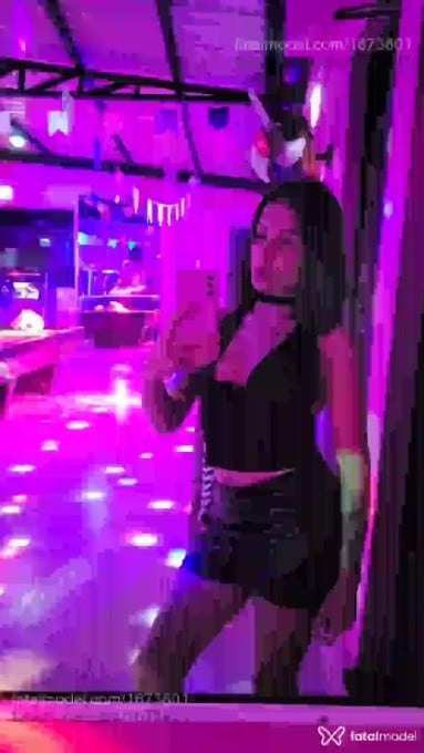 Acompanhante mulher com cabelo castanho de olhos castanhos em Pelotas - Mia Müller