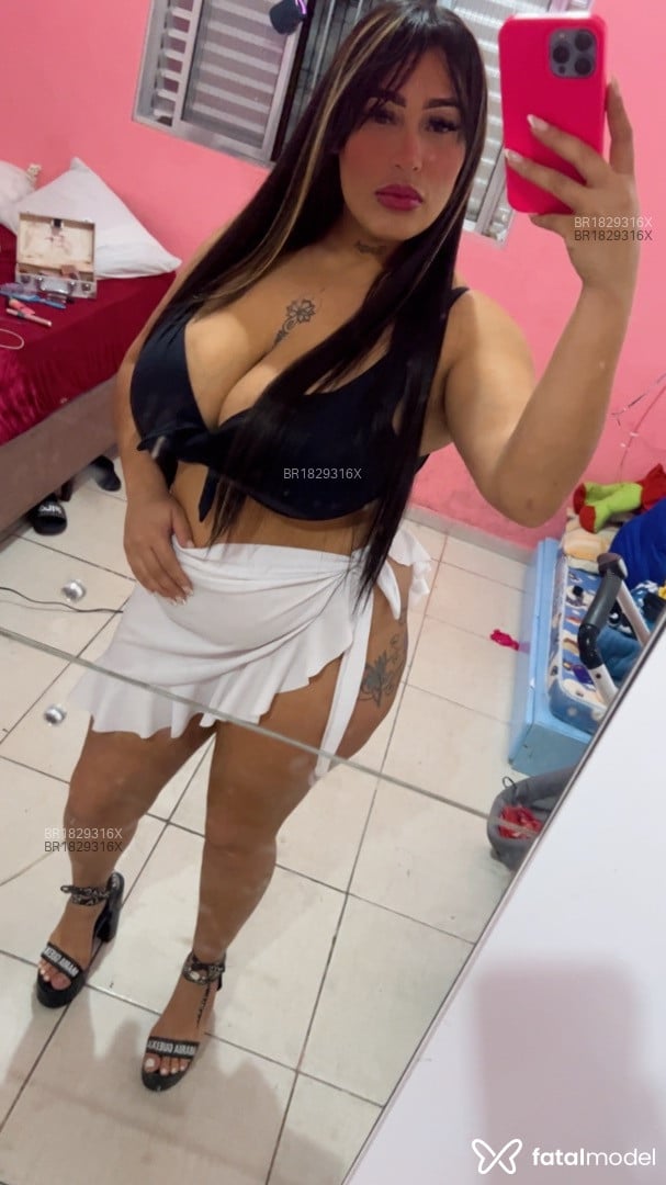 Acompanhante mulher morena (o) de olhos castanhos - Bruna Acompanhante mulher morena (o) de olhos castanhos - Bruna