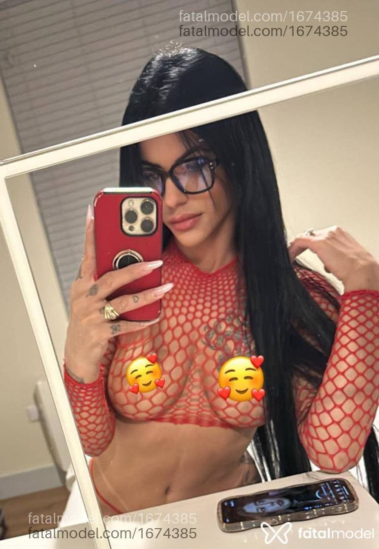Acompanhante mulher morena (o) de olhos castanhos - Ayla Matins