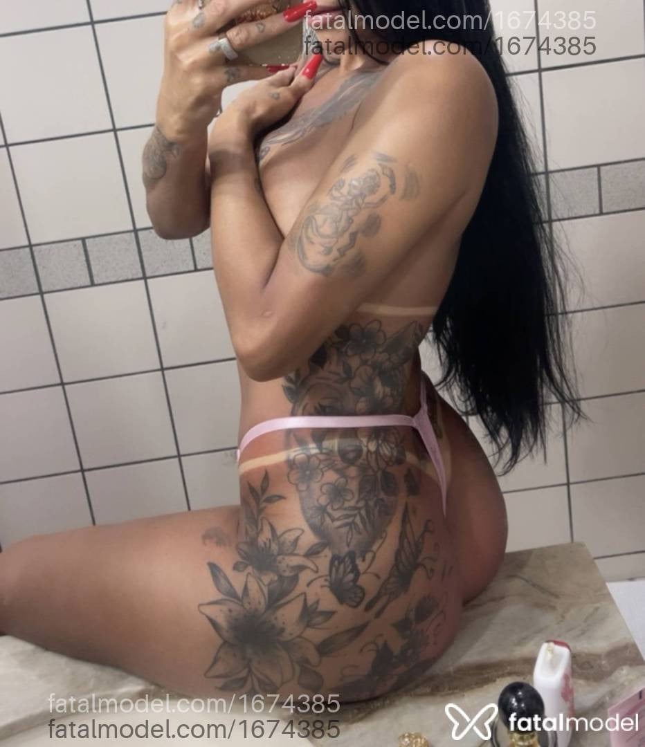 Acompanhante mulher morena (o) de olhos castanhos - Ayla Matins