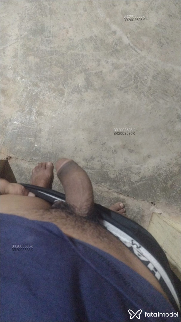 Acompanhante homem morena (o) de olhos castanhos em Porto Velho - Guizinho
