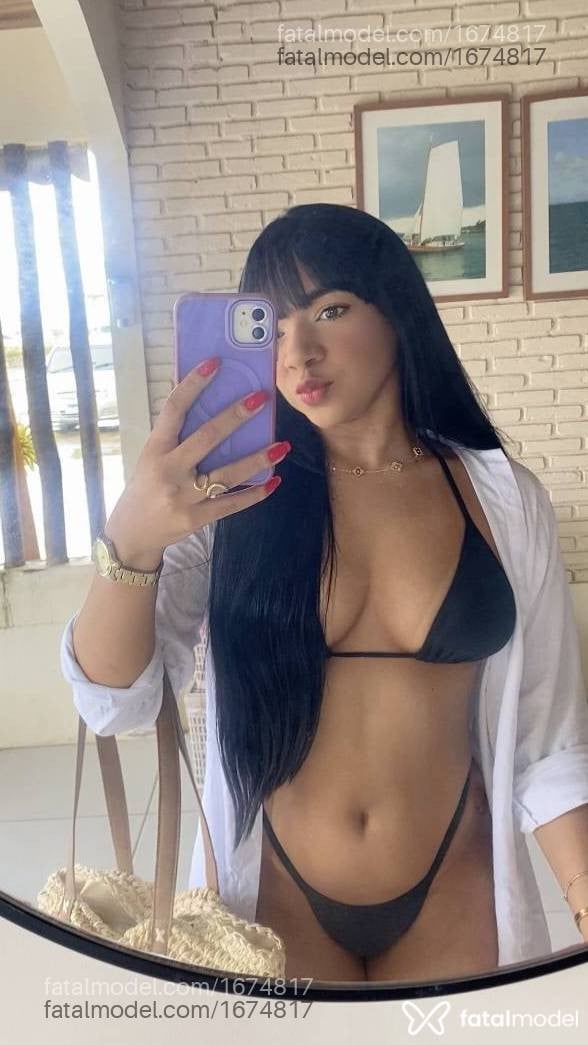 Acompanhante mulher com cabelo castanho de olhos pretos - Geovana Evelyn