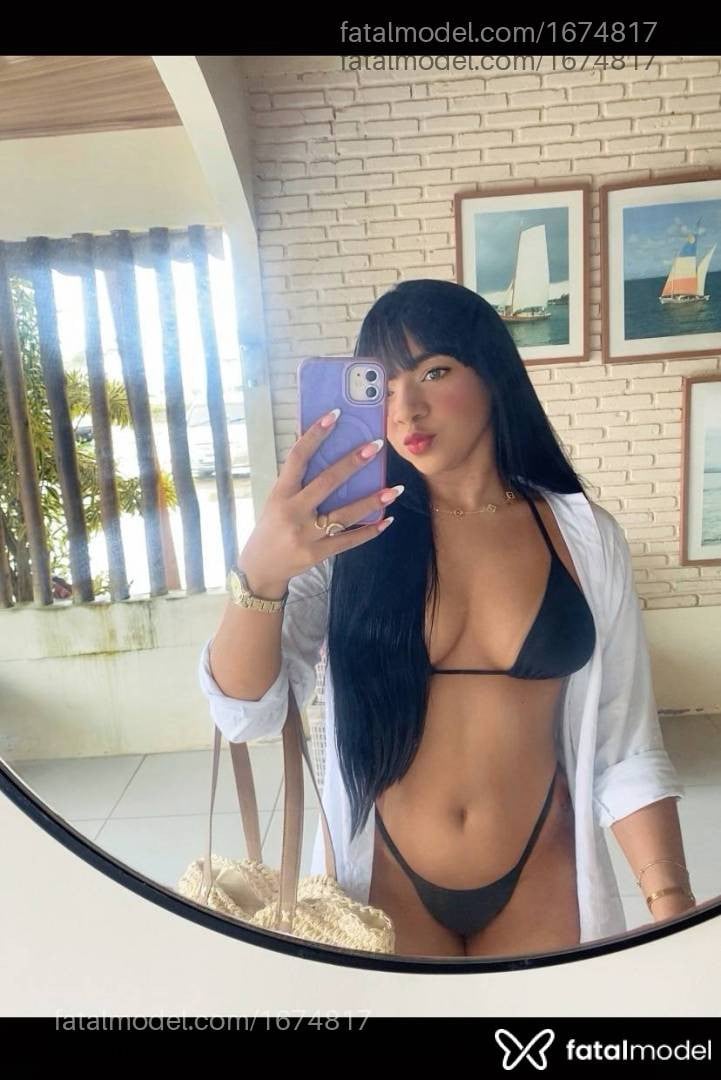Acompanhante mulher com cabelo castanho de olhos pretos - Geovana Evelyn