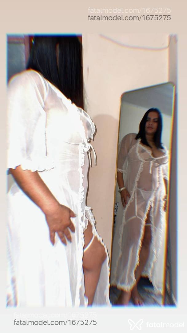 Acompanhante mulher morena (o) de olhos pretos - Tayla