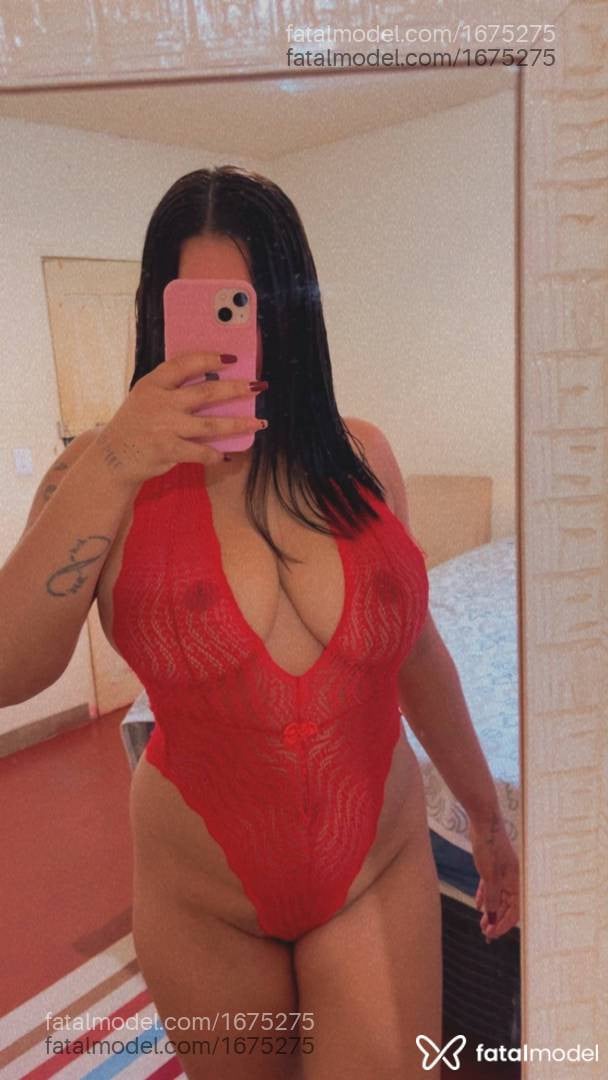 Acompanhante mulher morena (o) de olhos pretos - Tayla