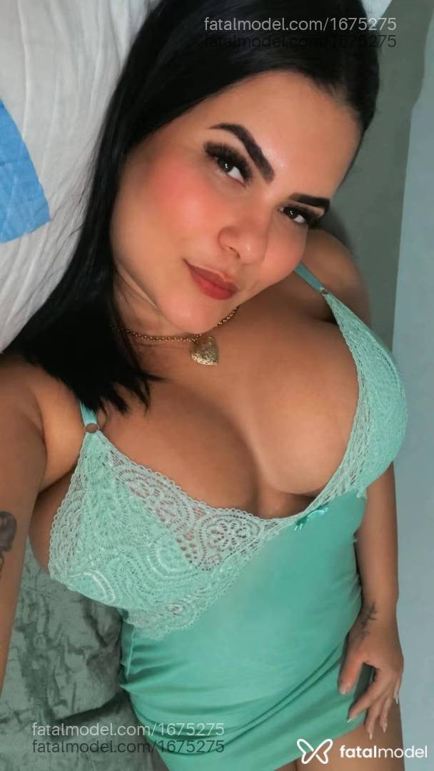 Acompanhante mulher morena (o) de olhos pretos - Tayla