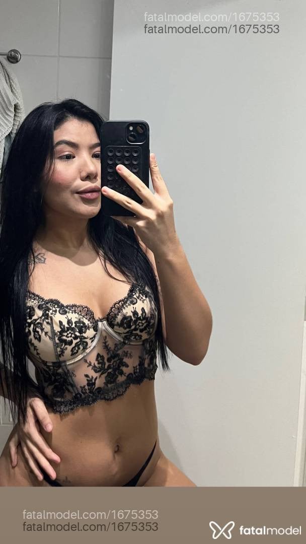 Acompanhante mulher morena (o) de olhos pretos em Maringá - Yumi Maschio