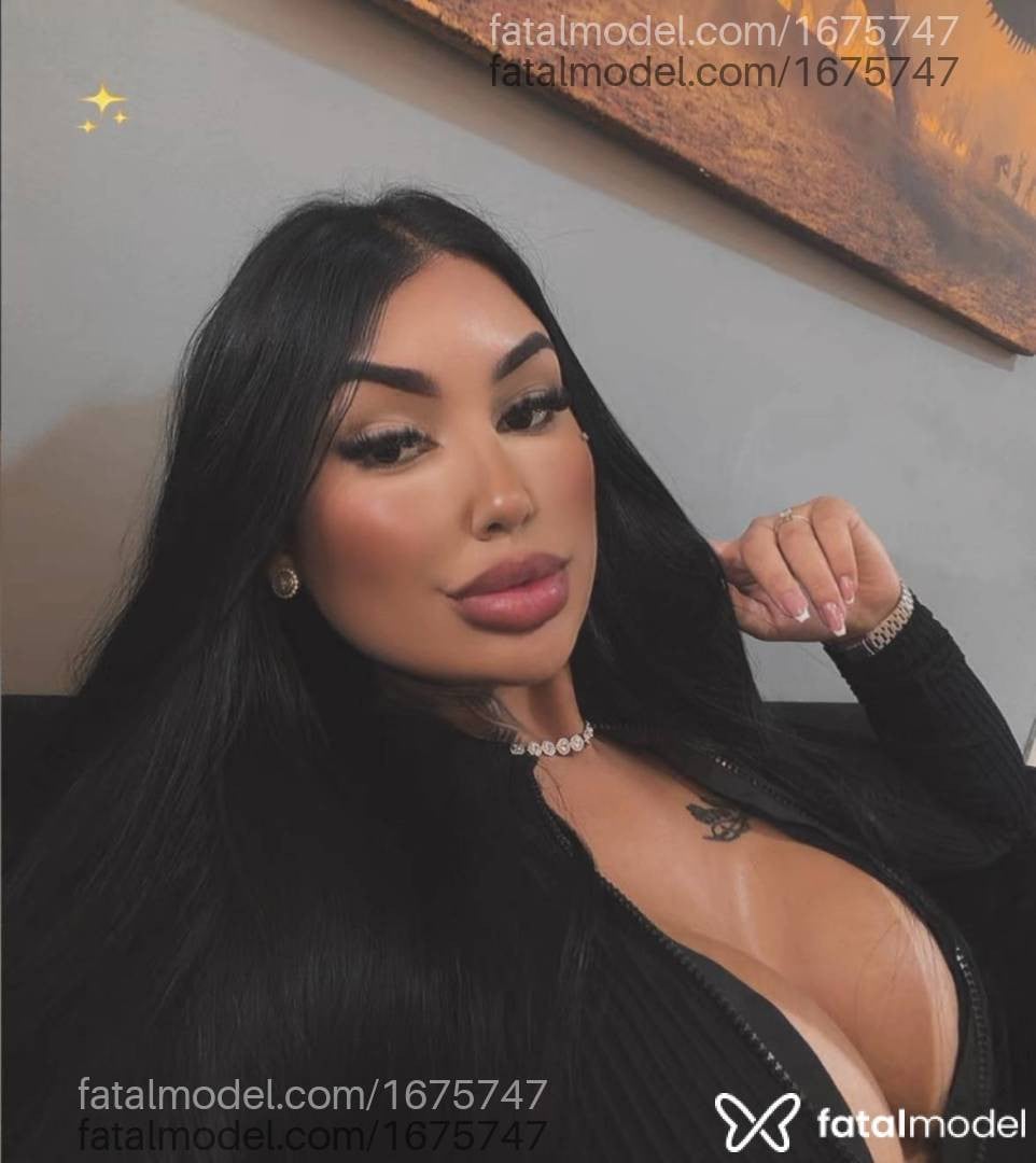 Acompanhante mulher morena (o) de olhos castanhos - Jade