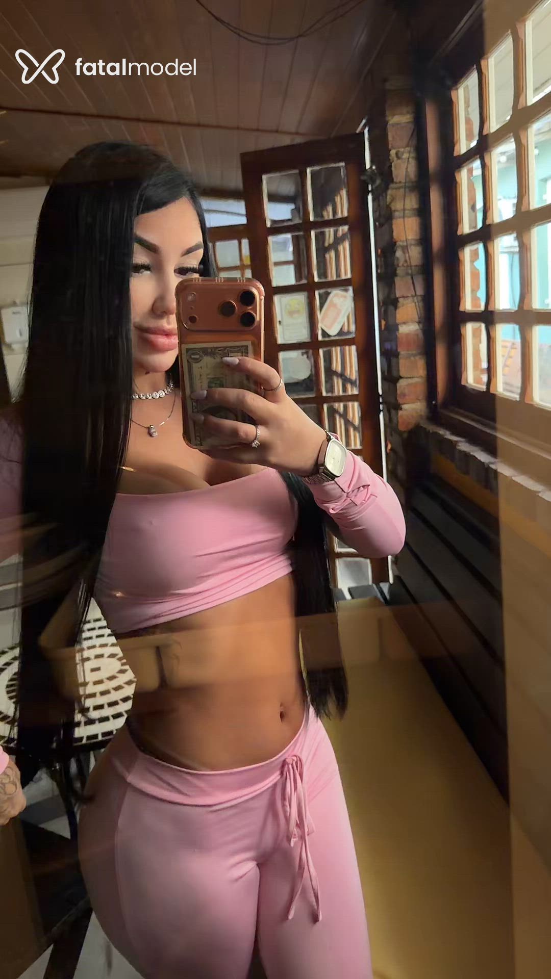 Acompanhante mulher morena (o) de olhos castanhos em Porto Alegre - Jade