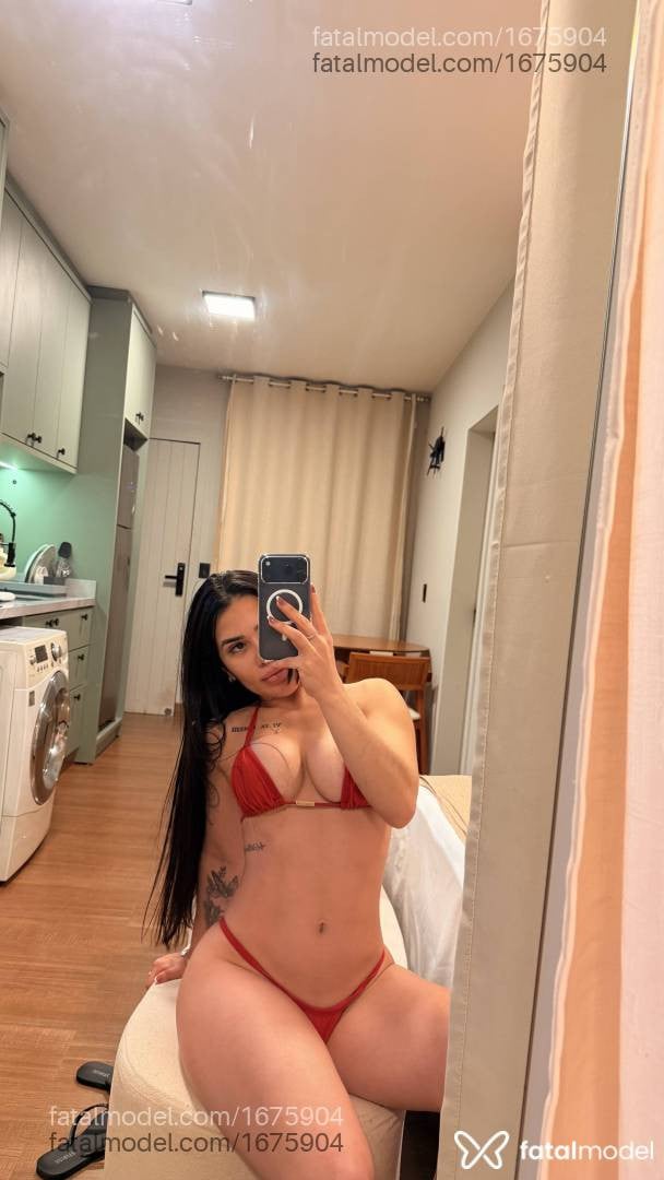 Acompanhante mulher morena (o) de olhos pretos - Alice Duarte