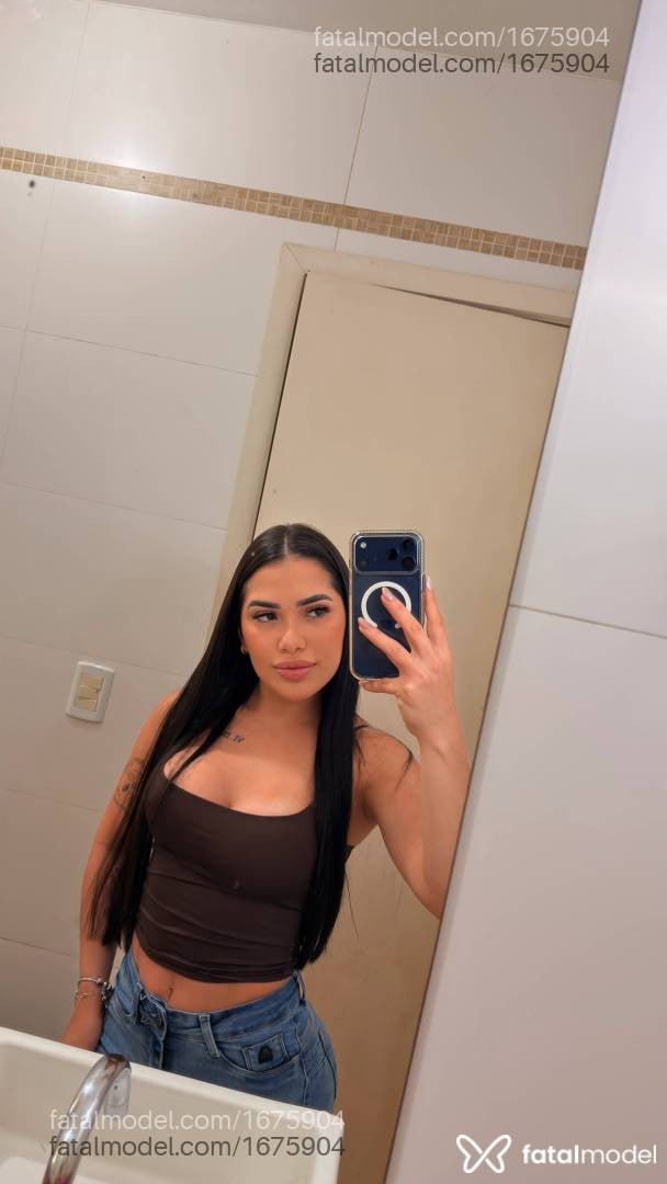 Acompanhante mulher morena (o) de olhos pretos - Alice Duarte