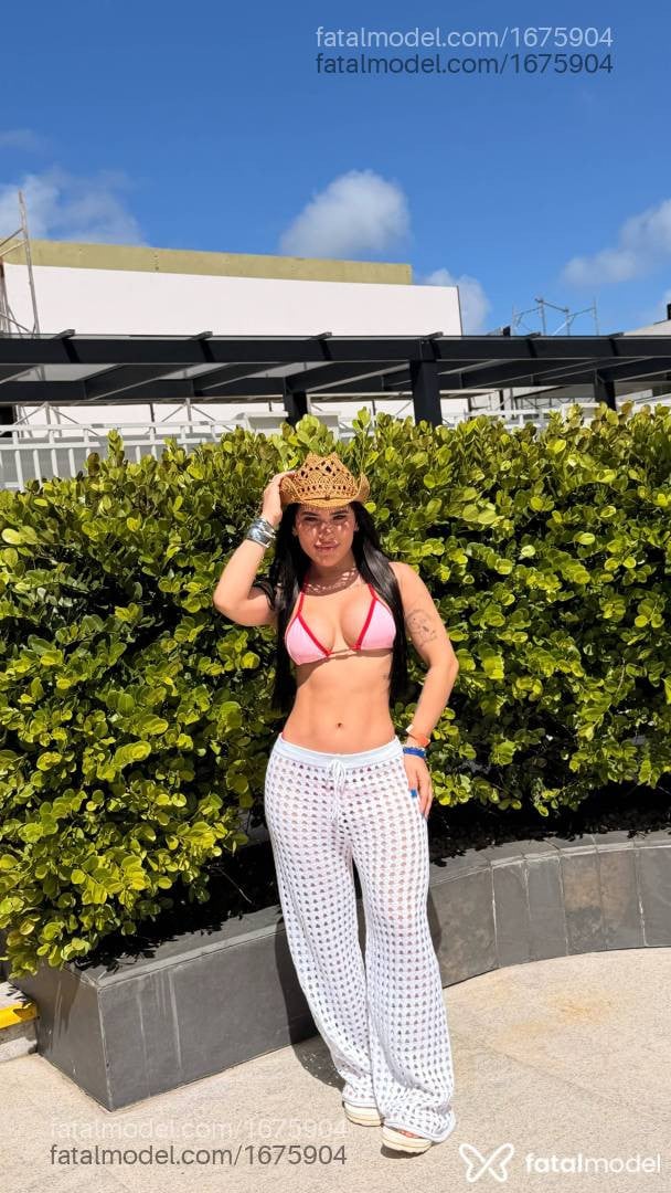 Acompanhante mulher morena (o) de olhos pretos - Alice Duarte