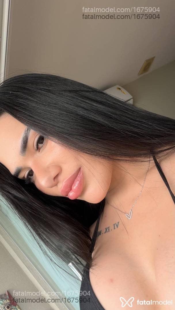 Acompanhante mulher morena (o) de olhos pretos em Criciúma - Alice Duarte